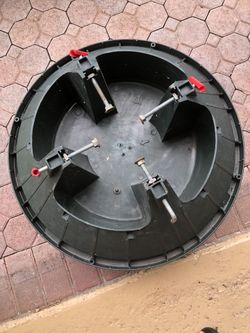 Heavy duty Christmas tree stand