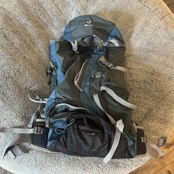 Deuter Futura Pro 42 Backpacking/hiking Backpack