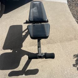 Weight Bench 