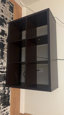Cubby dresser