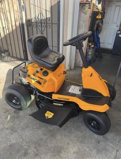 Cub Cadet 30 in. 10.5 HP Briggs and Stratton • Engine 6-Speed Manual Drive Gas Rear Engine Riding Mower