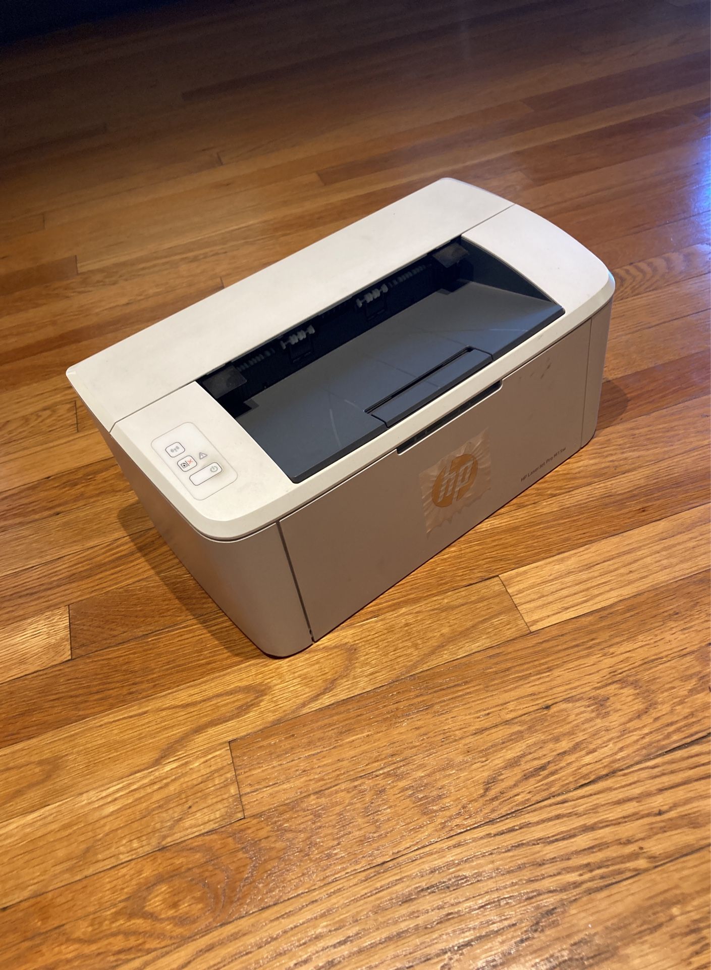 HP Laser jet Pro M15w & Toner Cartridge Free