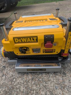 DeWalt 13 inch planer
