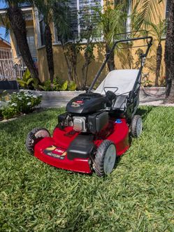 Lawnmower lawn mower