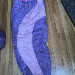 Girls Purple Sleeping Bag - 30 Degrees 