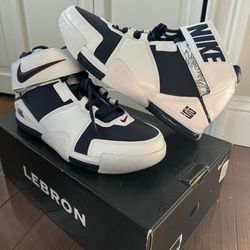Brand New Nike Zoom Lebron 2 Men’s Sz 10.5