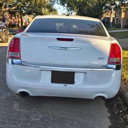 2011 Chrysler 300