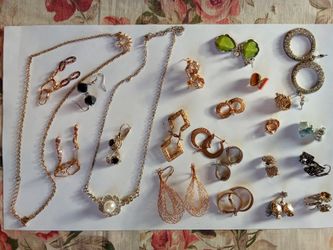 Lot Of 20 Pairs Vintage And Silver Earrings 2 Necklaces