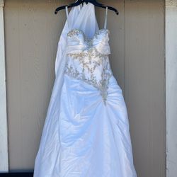 Wedding Dress 