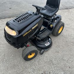 42” MTD Lawn Tractor