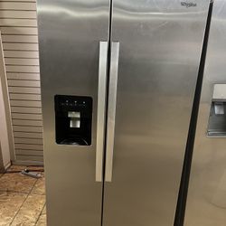 Side By Side  Refrigerator 