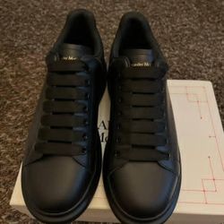  "SIZES AVAILABLE" . Alexander McQueen Triple Black Oversized Sneakers – Men’s Designer Shoes