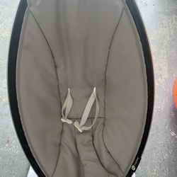 Semi New Mamaroo