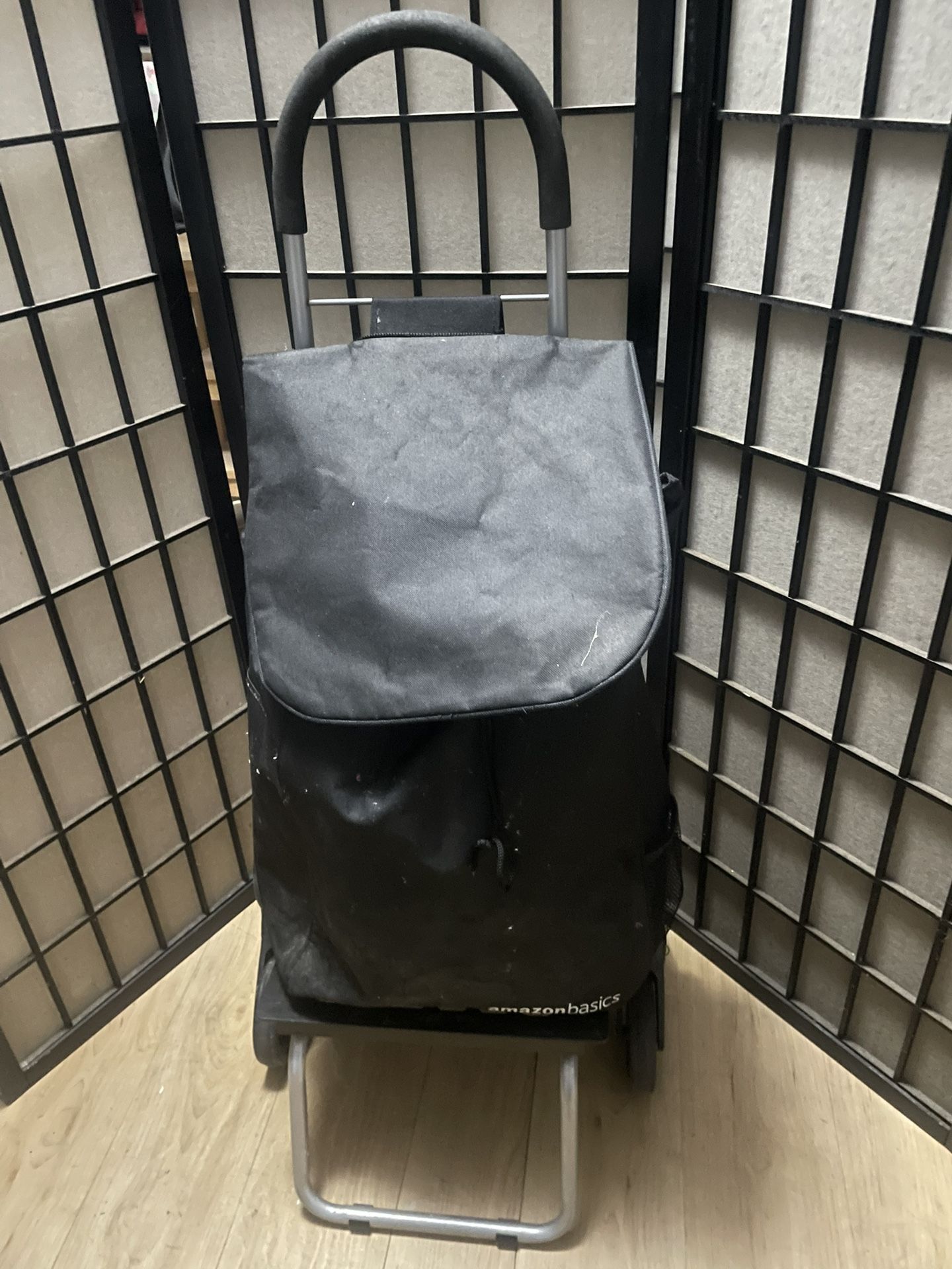 Amazon Basics Shopping Cart