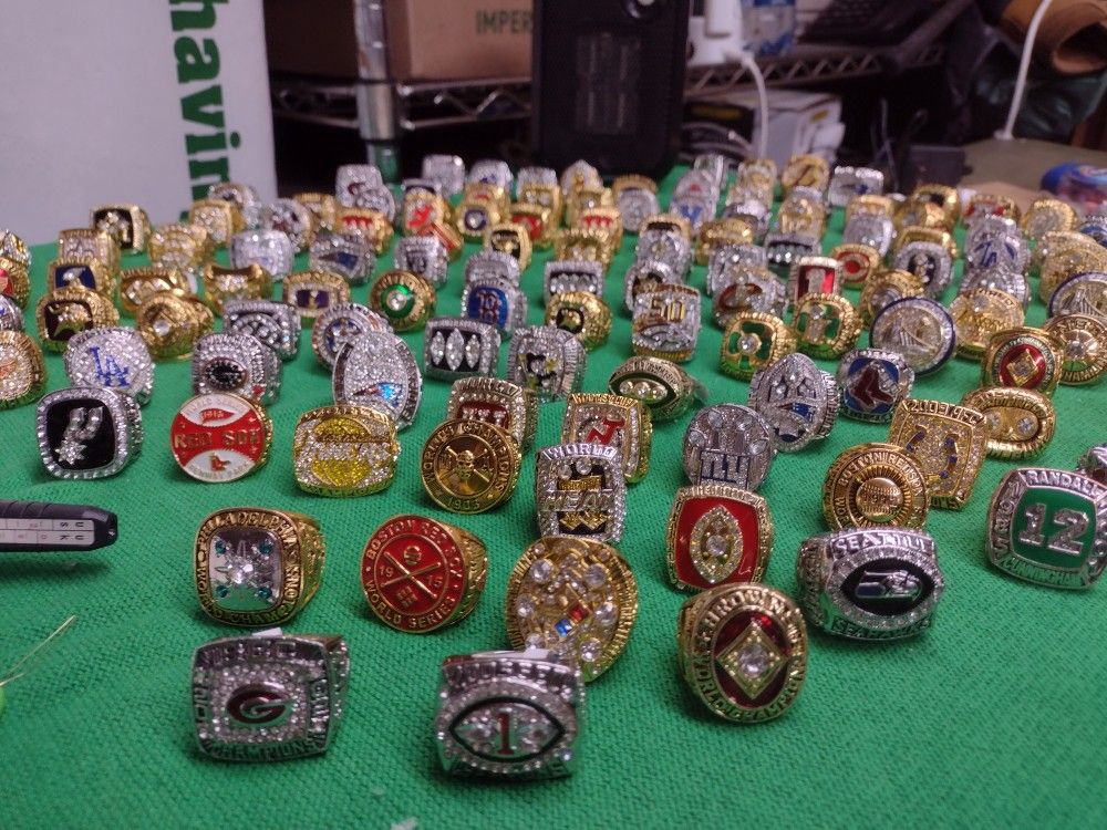 World championship ring for Sale in Detroit, MI - OfferUp