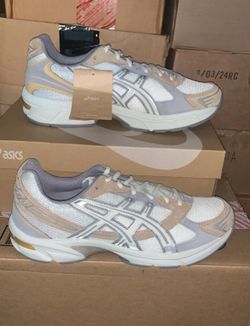 Brand New men's Asics gel-1130 cream/grey size 11