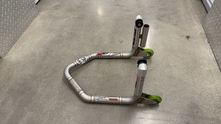 Gee-tech Aprilia RSV4 rear stand