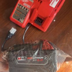 NEW MILWAUKEE M18 5.0 Battery & Charger !