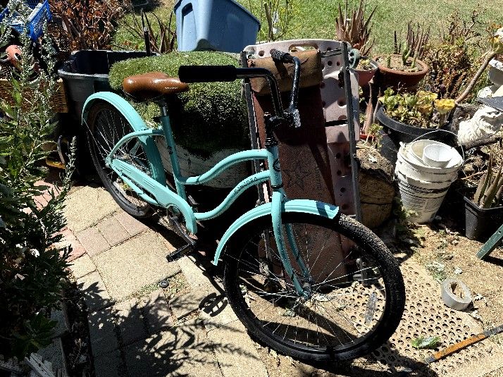 Concord Pacifica Cruiser Bike