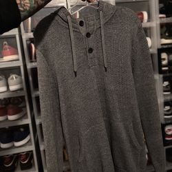 Awesome 😎 !! Quilted Grey Sweater With A Hoodie Size Medium ! 