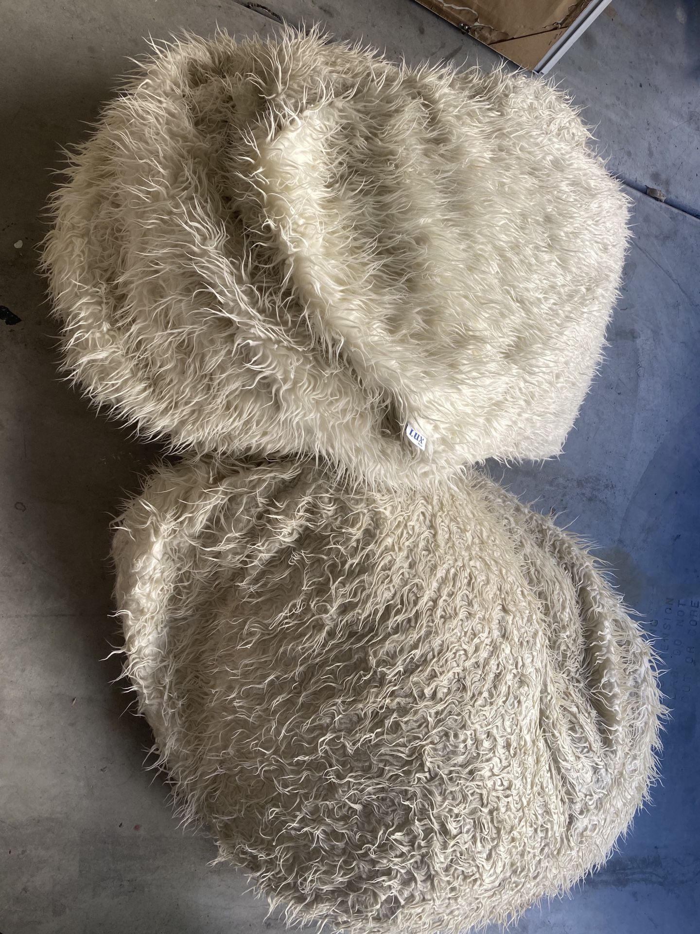 Good DOG BEDS-2 Big Joe Lux Bean bags with washable coversl