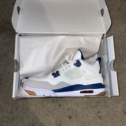Jordan 4’s Blue And White Cats 
