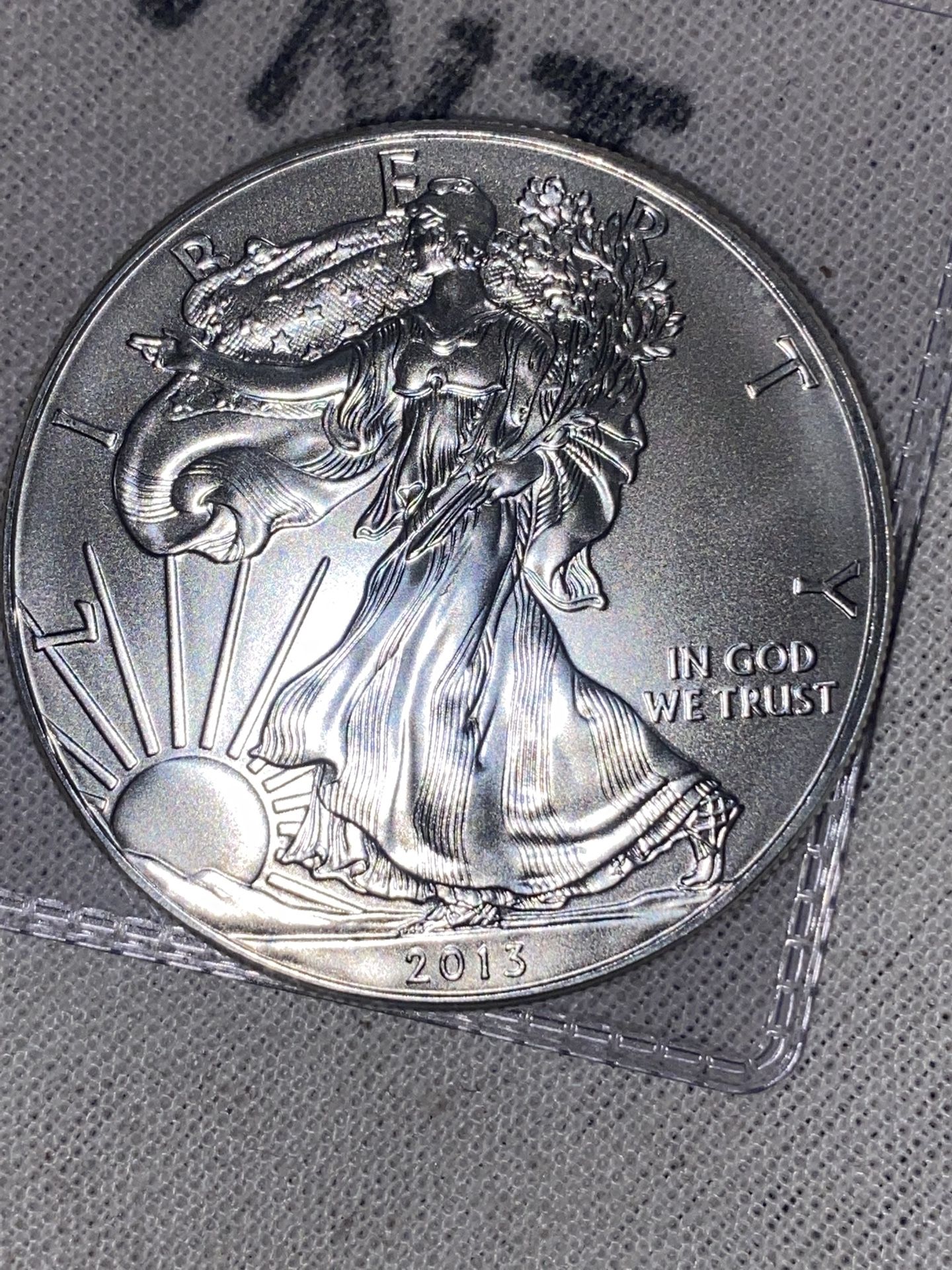 Better Date 2013 American Silver Eagle 1 Troy Oz .999 Fine Silver
