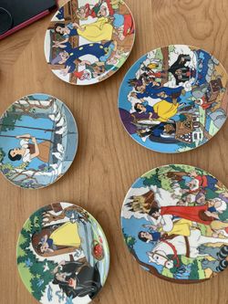 First Edition Disney’s Snow White Plates