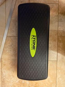 Tone Fitness Aerobic Step Platform, Black and Yellow