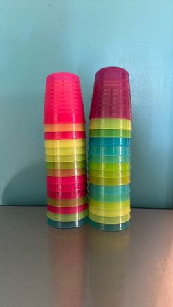 30 reusable plastic cups