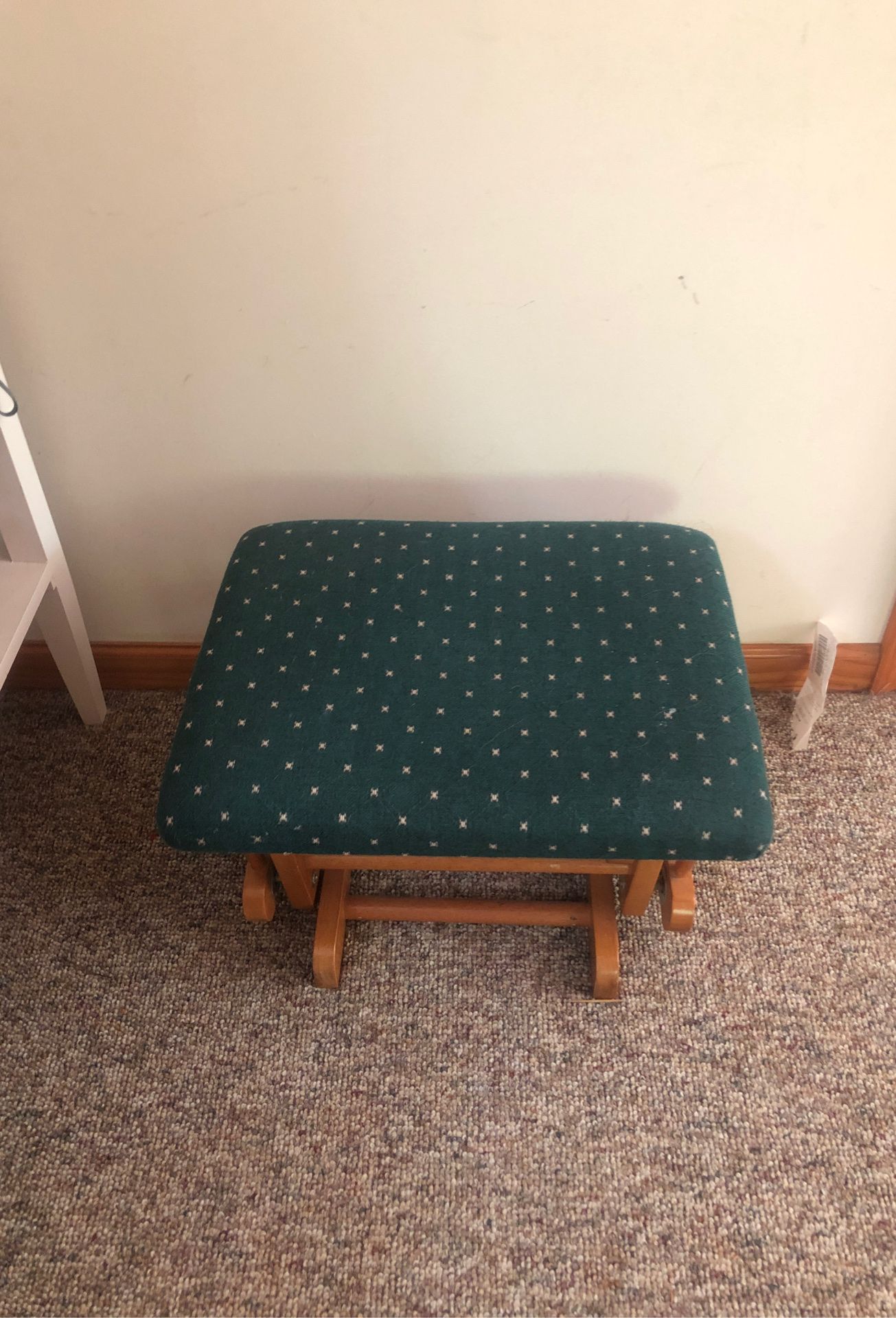 Sliding ottoman