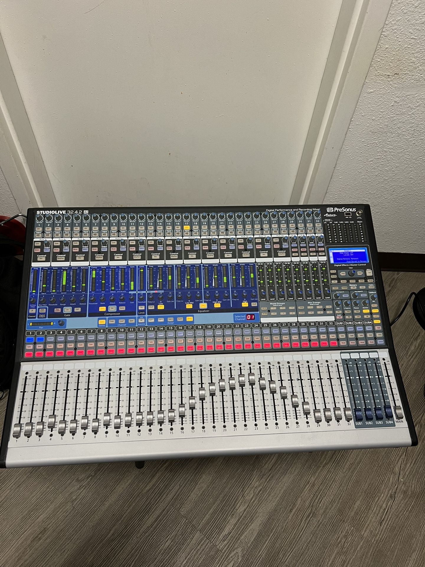 Presonus 32.4.2 AI Mixer