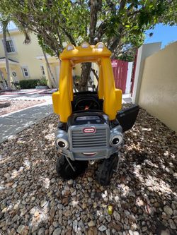 Little Tikes Cozy Truck