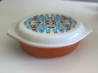 RARE Vintage 1971 Pyrex Navajo / Aztec 2.5-Quart Oval Casserole Dish (#045) with Lid