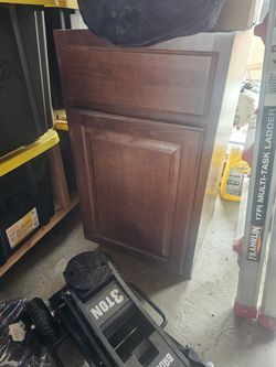 Hampton Bay Kitchen Base Cabinet