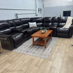 Abbyson Leather Power Recliner Sectional (Delivery Available)