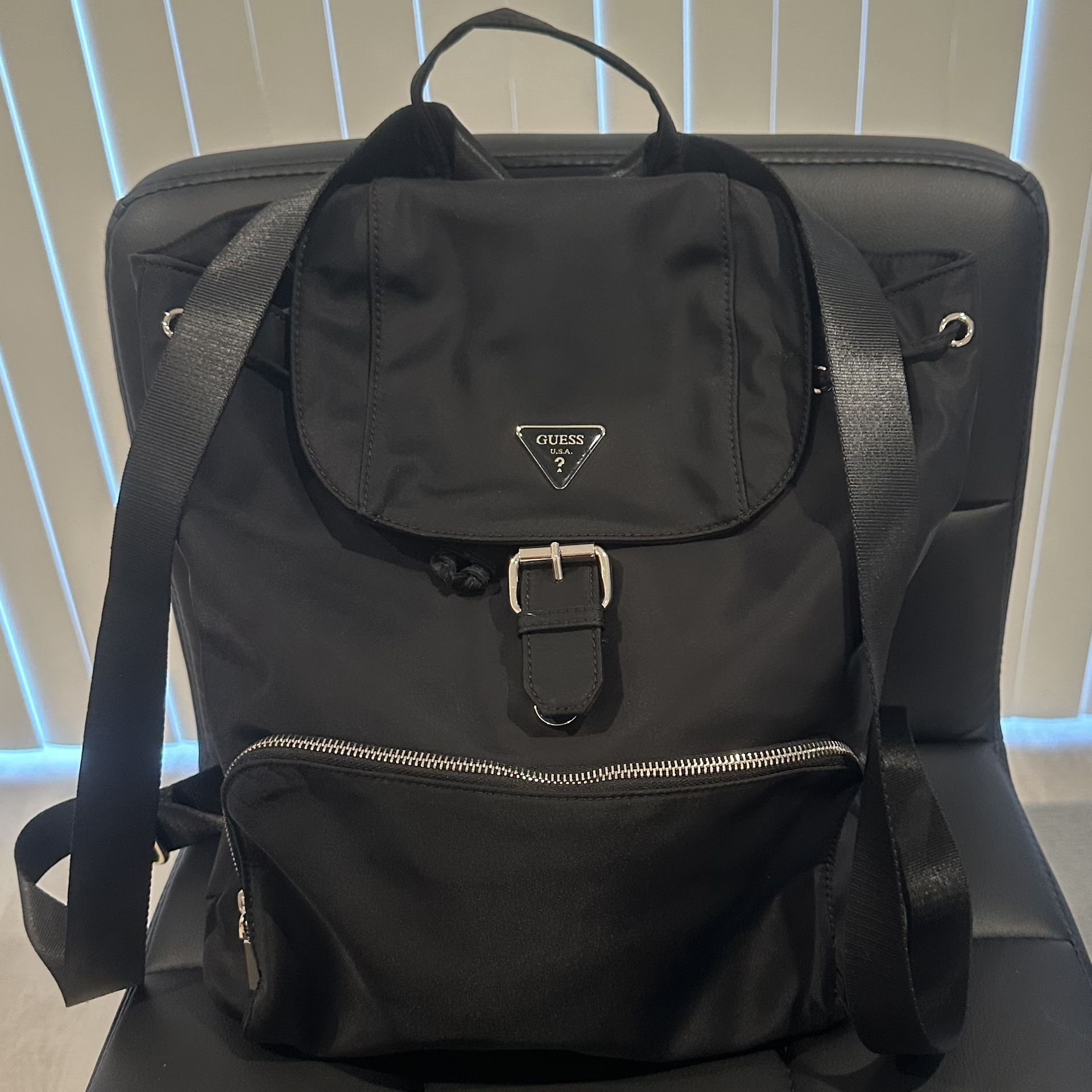 New GUESS Jaxi Nylon Large Backpack 12"W x 15"H x 5"D No tags original price$120