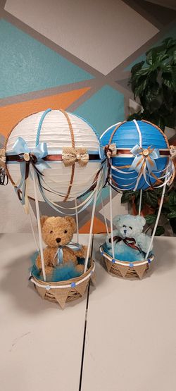 Baby Shower Bear In The Hot Air Balloon  Thumbnail