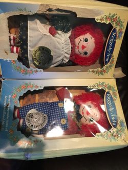 Raggedy Ann & Raggedy Andy dolls