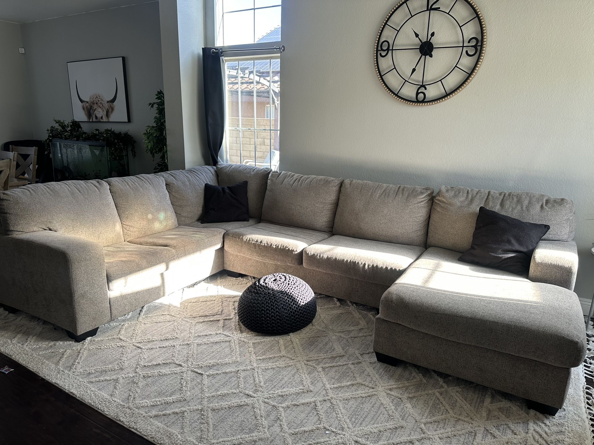 Large Grey Couch / Sofa