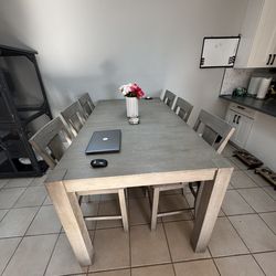 Gray Extendable Table And 6 Chairs