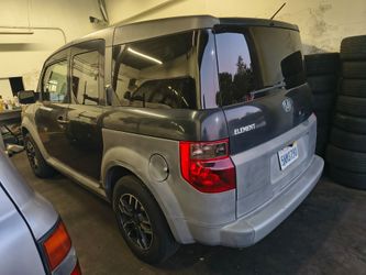 2005 Honda element