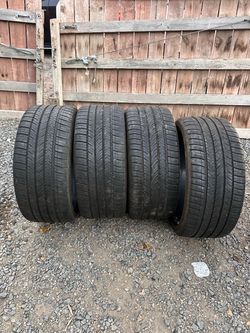 Michelin 235-35-19
