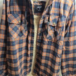 Euro Joy Hooded Flannel Jacket – Sherpa Lined – Size M