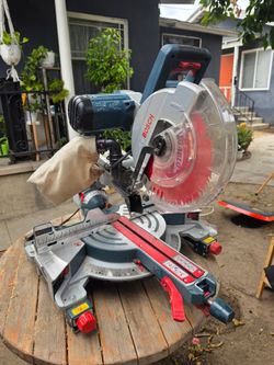 Bosch 12" dual-bevel hinge slide miter saw