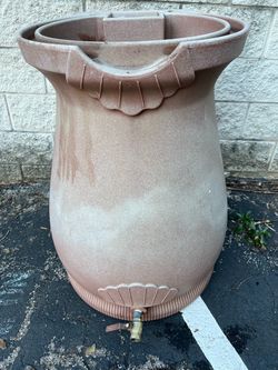 Large Sturdy Rain Barrel with Spigot