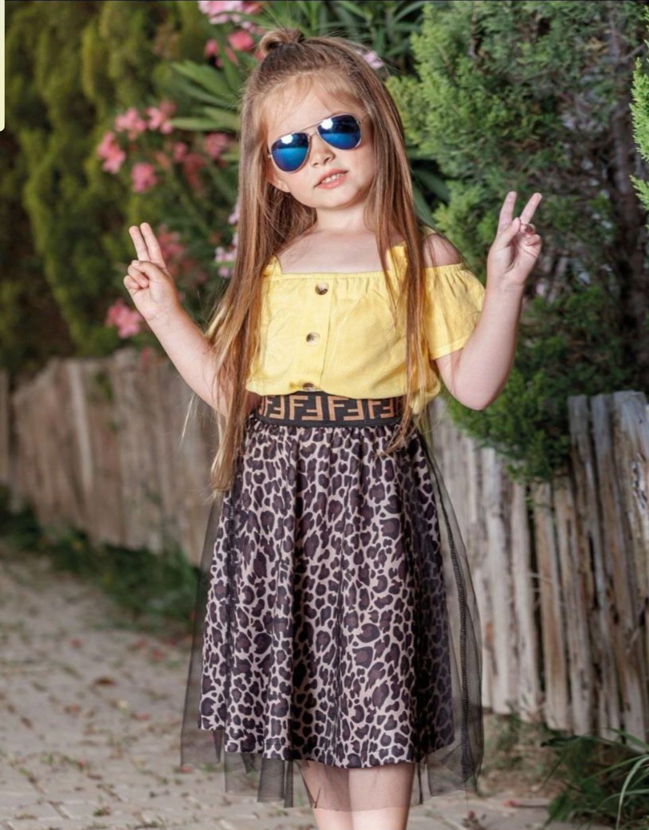 Girls skirt set made in Turkey size 4-5, 7-8, 9-10, 11-12 years