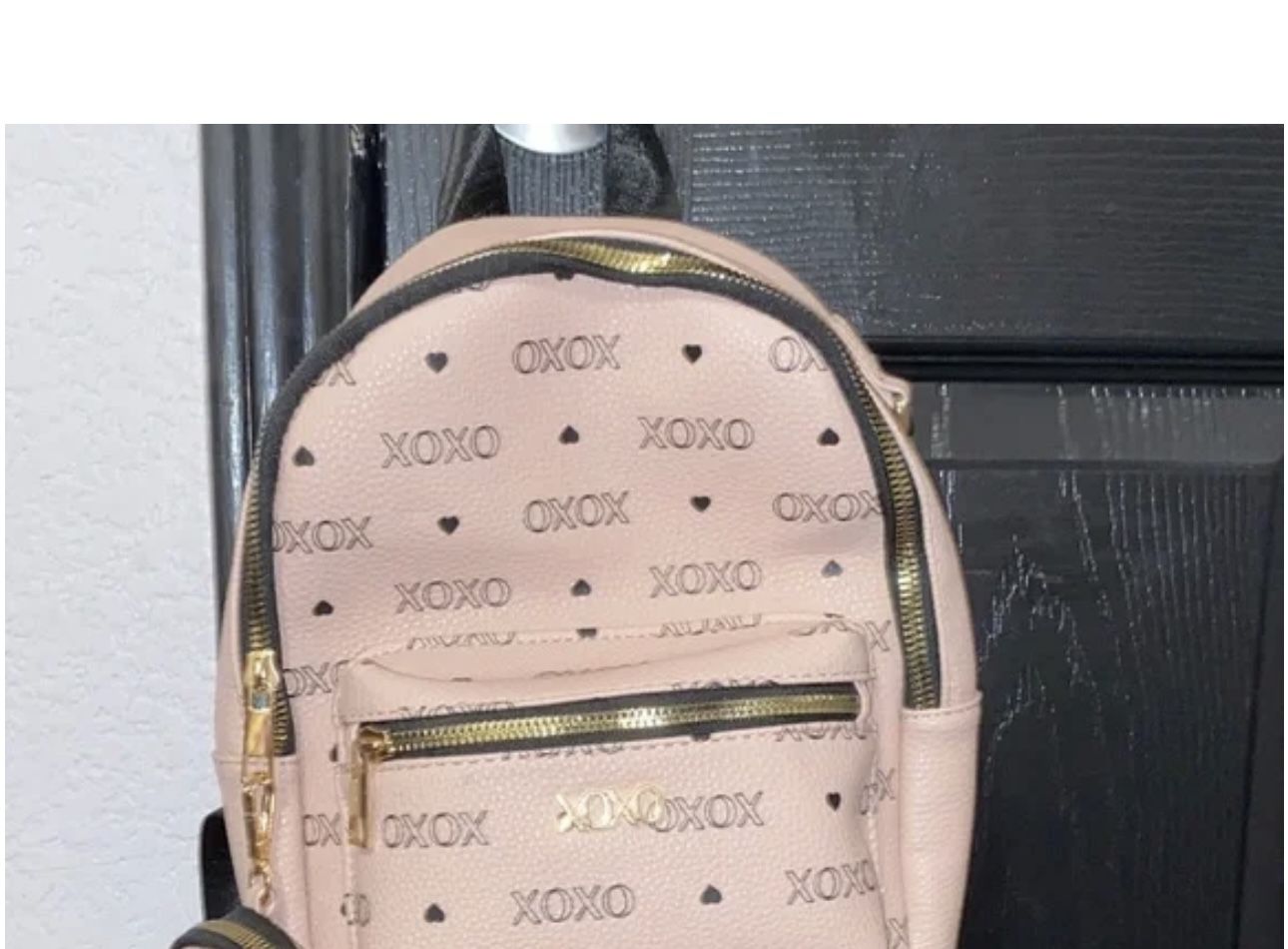 Women’s Pink XOXO mini backpack 