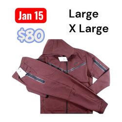 Nike Tech Fleece Jogging Suit