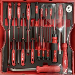 Milwaukee Hand Tool Set with PACKOUT 4 Drawer Tool Box (64-Piece)